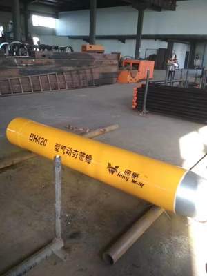 Le marteau de enfoncement du tuyau BH420 pneumatique effectuent la force 800T 2.8m longtemps jaunes