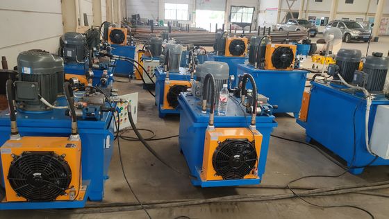 Système de remplacement de tuyauterie avec 1,5 m/min de vitesse maximale de rétraction 0,8 m/min de vitesse minimale de rétraction et 7.5 kW d'équipement de rupture de tuyauterie