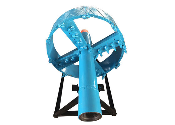 Api 168mm OD. Alésoir en acier cannelé noir 1800mm de coupeur de mouche de carbure